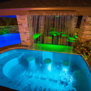 Swimming Pool LED Lighting with Swim-up Bar