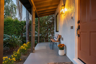 Porch photo in Los Angeles