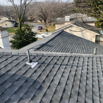 GAF HDZ Lifetime Timberline Roofing Shingles, Seamless Gutters & Vinyl Vented So