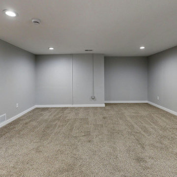 Single-Family Ranch House 15