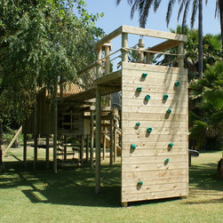 Climbing Wall for treehouses by Treehouse Life - Garden Playhouses
