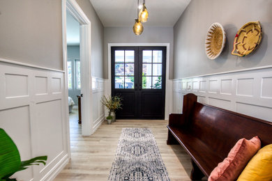 Entryway - contemporary entryway idea