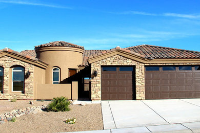 Elegant exterior home photo in Phoenix