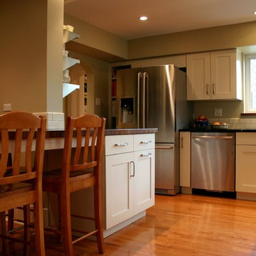 Denver, CO Kitchen Remodel, Crystal Cabinets Gentry