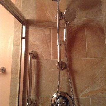 Shower hydrorail