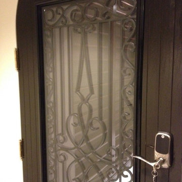 Yang- Dark Wood Wine Cellar