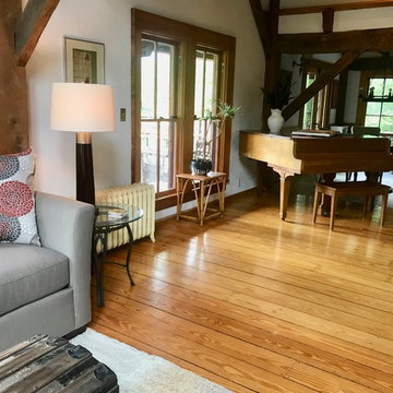 Woodstock Musician Vacant Staging