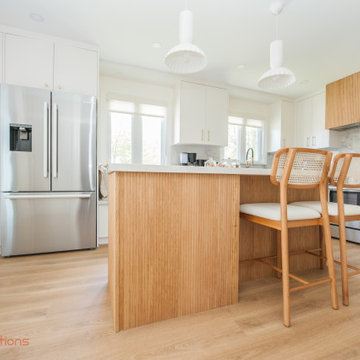 Organic Texture, Sophisticated Form: Story of a Transitional Kitchen