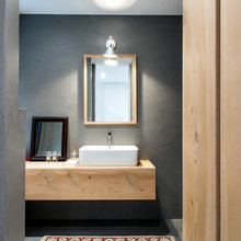 white/light baths