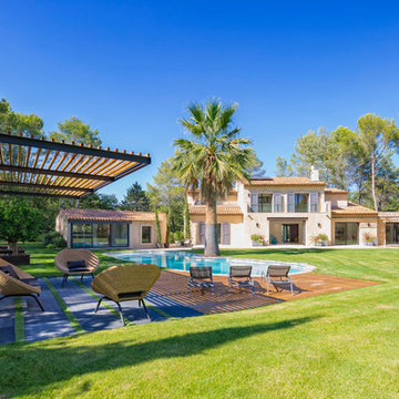 Facade traditionnelle moderne