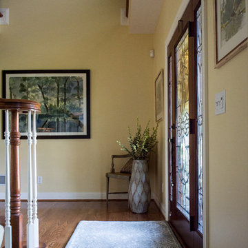 2017 | Iroquois Park Addition: Foyer, Landing, & Powder Bath