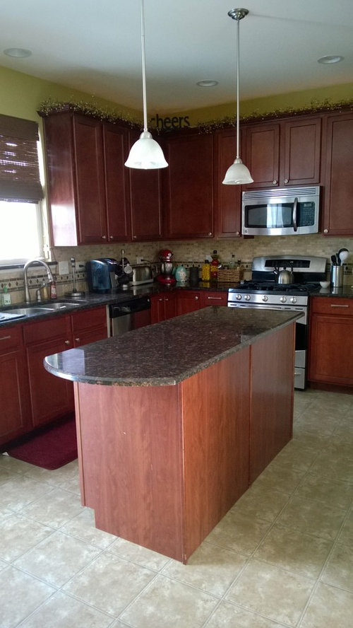What Color Wood Laminate Flooring With Maple Cherry Finish Cabinets