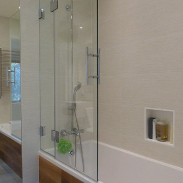 Chevy Chase MD Single Family House Bathrooms