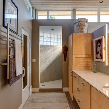 Float House IV