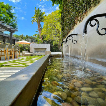 Brentwood Chic Backyard