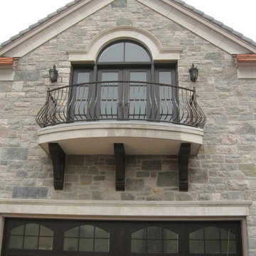 Exterior Features