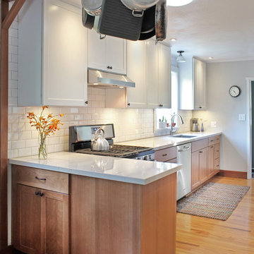 Cozy Bayside Kitchen
