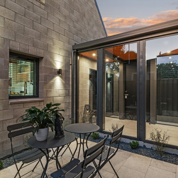 Whalan-Bell Residence