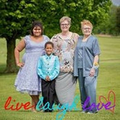 Carrie James's photo