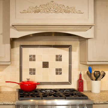 Decorative range hood