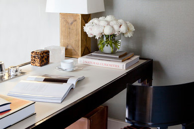 Home office photo in New York