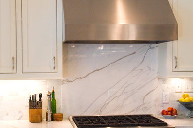 Kitchen - contemporary kitchen idea in Other