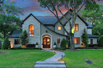 Example of a classic exterior home design in Houston