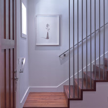 Vertical Rail Wall