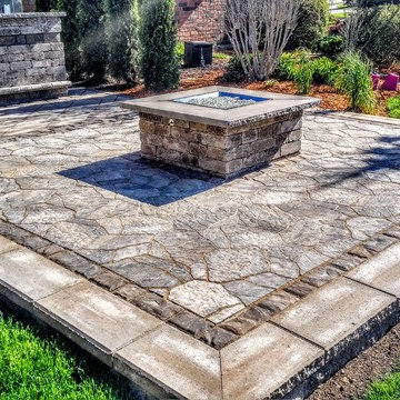 Contemporary Patio & Pergola