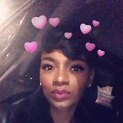 Eboni Bees foto