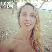 Liz Aviss foto