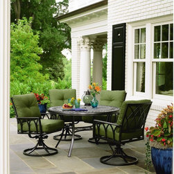 Garrison 5pc Dining Set - Outdoor Dining Sets