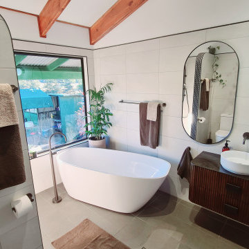 Collombatti Farm House Bathroom Renovation NSW 2440