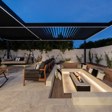 Contemporary Meets Intimate Outdoor Entertaining In Gilbert