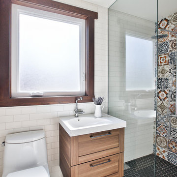 Mechanic Ave. Bathroom