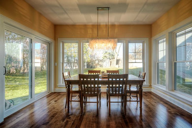 Dining room - traditional dining room idea in Minneapolis