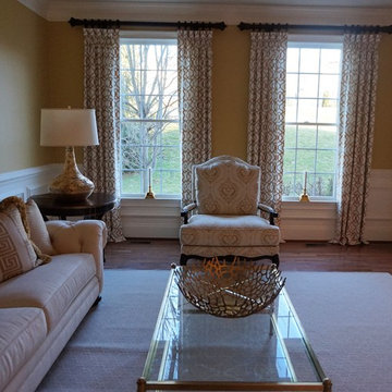 Stunning Traditional Living Room - Classics that are Trending