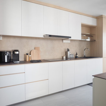 Hougang Avenue Resale