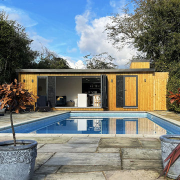 Stunning Poolhouse in the Garden