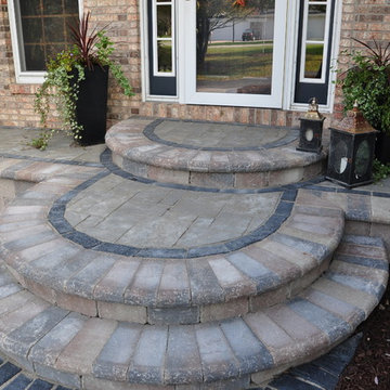 OSWEGO - Paver Sidewalk & Porch