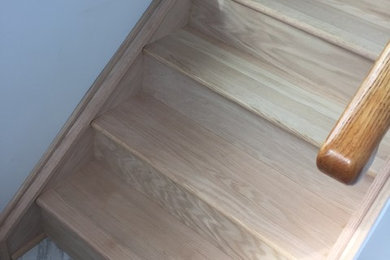 Staircase - traditional staircase idea in Toronto