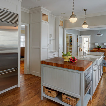 Winnetka Kitchen Remodel - Beautiful Craftsmanship!