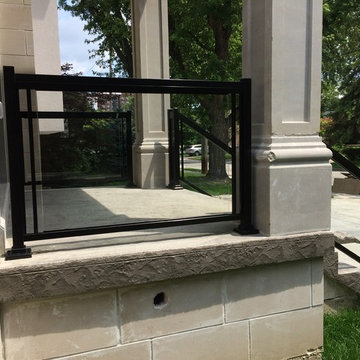 Aluminum and Glass Porch Railings - 121