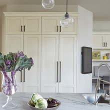 Open space above counter