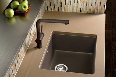 Inspiration for a modern kitchen remodel in Philadelphia