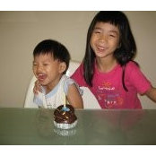 Yeo Hong's photo