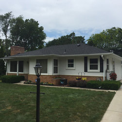 Owens Corning Oakridge Onyx Black - Roofing And Gutters