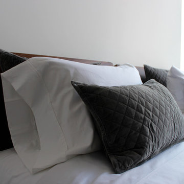 0ne57 | Guest Bedroom