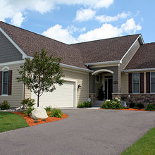 Lake lot houses