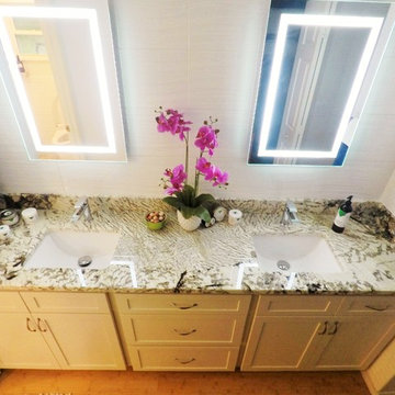 BARRIER-FREE MASTER BATHROOM